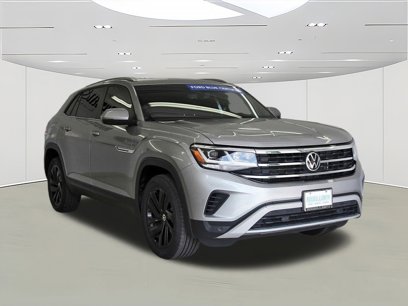Used 2022 Volkswagen Atlas Cross Sport SE w/ Panoramic Sunroof Package