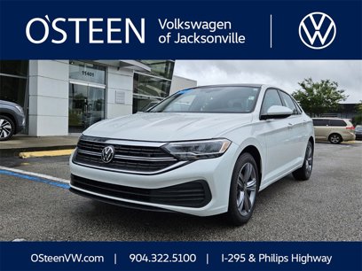 Certified 2024 Volkswagen Jetta SE w/ Panoramic Sunroof Package