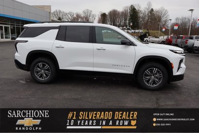 New 2025 Chevrolet Traverse LT