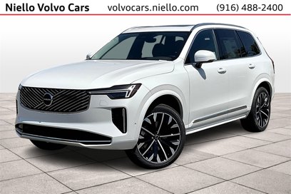 New 2025 Volvo XC90 B5 Plus w/ Protection Package Premier
