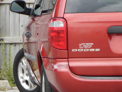 Used 2003 Dodge Caravan SE