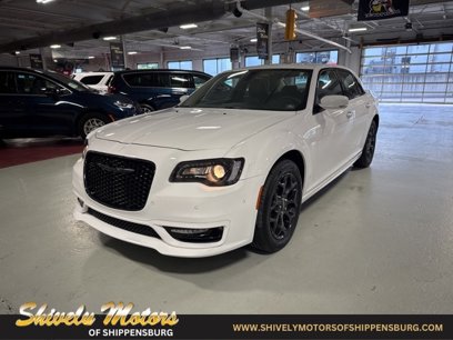 Used 2023 Chrysler 300 Touring L w/ Popular Equipment Group