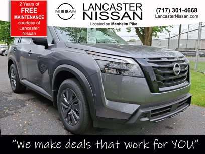 New 2025 Nissan Pathfinder SV w/ Black Appearance Package