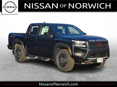New 2025 Nissan Frontier PRO-4X w/ Black Accent Package