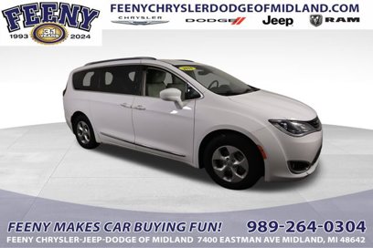 Used 2018 Chrysler Pacifica Touring-L