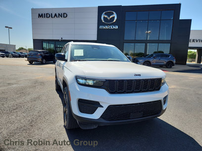 Used 2023 Jeep Grand Cherokee Altitude