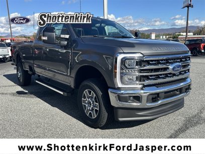 New 2024 Ford F350 Lariat w/ FX4 Off-Road Package