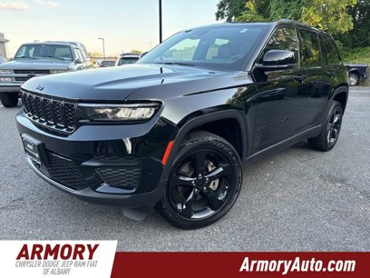 Used 2023 Jeep Grand Cherokee Altitude