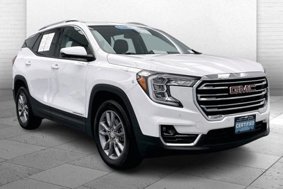 Used 2022 GMC Terrain SLT w/ Tech Package