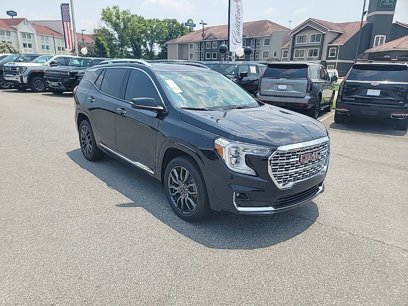 Used 2024 GMC Terrain Denali w/ Black Diamond Edition
