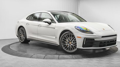 Used 2025 Porsche Panamera 4