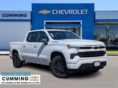 New 2025 Chevrolet Silverado 1500 RST w/ LPO, Dark Essentials Package