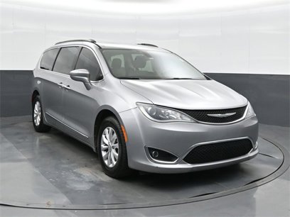Used 2017 Chrysler Pacifica Touring-L