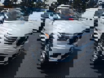 Used 2021 Volvo XC40 T5 Momentum w/ Protection Package Premier