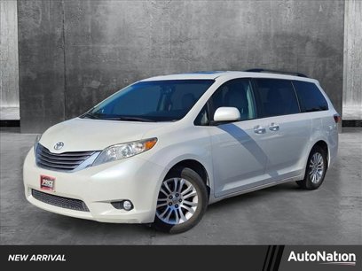Used 2017 Toyota Sienna XLE
