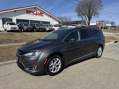 Used 2018 Chrysler Pacifica Touring-L Plus w/ Advanced Safetytec Group