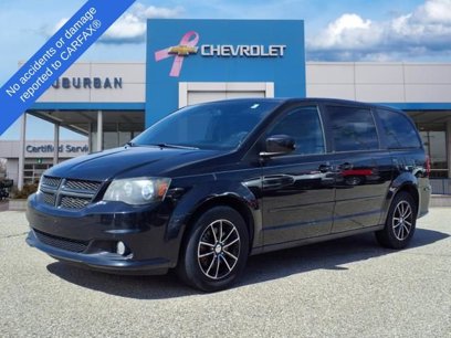 Used 2014 Dodge Grand Caravan SXT w/ UConnect Hands-Free Group
