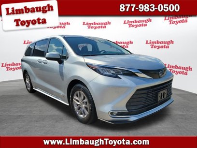 Used 2021 Toyota Sienna XLE