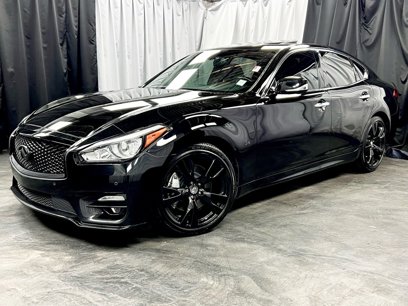 Used 2015 INFINITI Q70 5.6 w/ Sport Package