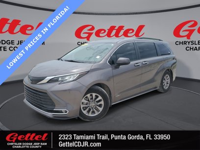 Used 2021 Toyota Sienna XLE