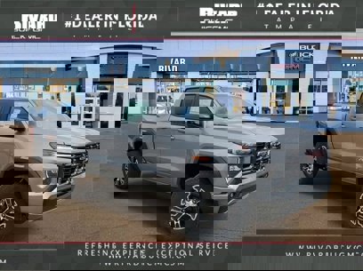 New 2025 GMC Canyon AT4