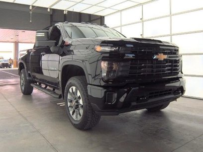 Used 2024 Chevrolet Silverado 2500 Custom w/ Custom Value Package