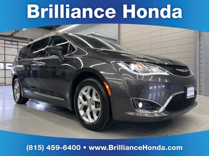 Used 2019 Chrysler Pacifica Touring-L Plus w/ Tire & Wheel Group