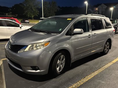 Used 2013 Toyota Sienna LE