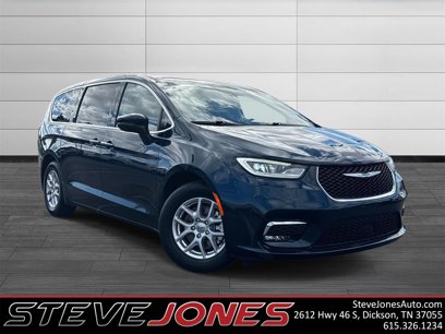 Used 2023 Chrysler Pacifica Touring-L