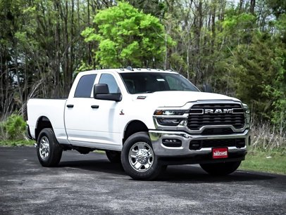 New 2025 RAM 2500 Tradesman w/ Chrome Appearance Group