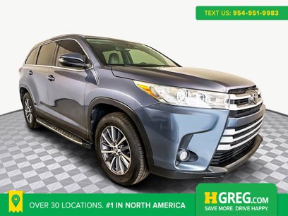 Used 2019 Toyota Highlander SE