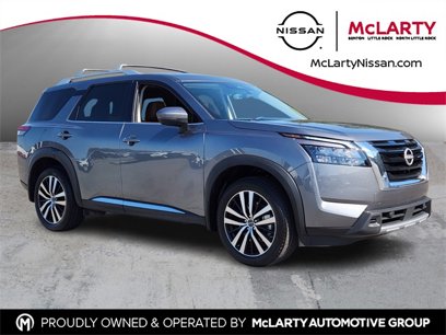 New 2025 Nissan Pathfinder Platinum w/ Cargo Package