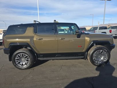New 2025 GMC Hummer EV 3X w/ LPO, Sport Package