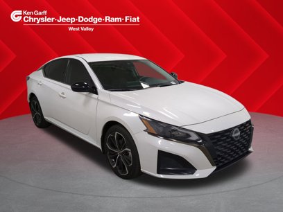 Used 2023 Nissan Altima 2.5 SR