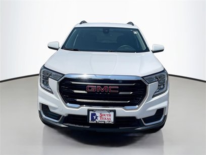 Used 2022 GMC Terrain SLE w/ Driver Convenience Package