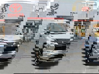 Used 2023 Mitsubishi Outlander SE
