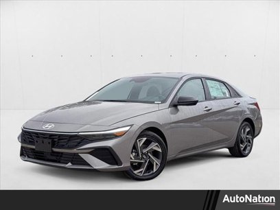 New 2025 Hyundai Elantra SEL w/ Cargo Package