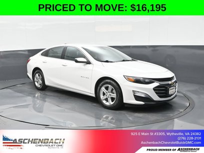 Used 2022 Chevrolet Malibu LS w/ Driver Confidence Package II