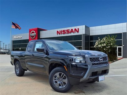 New 2025 Nissan Frontier SV