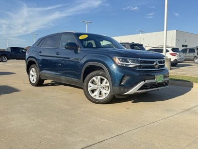 Used 2022 Volkswagen Atlas Cross Sport SE w/ Panoramic Sunroof Package