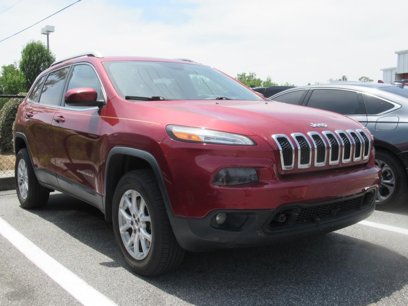 Used 2017 Jeep Cherokee Latitude w/ Comfort/Convenience Group
