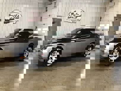 Used 2014 Dodge Challenger SXT