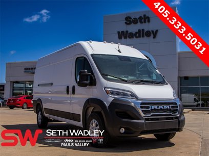 New 2025 RAM ProMaster 2500 w/ Quick Order Package 22G SLT