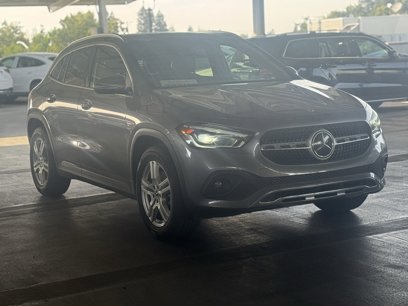 Used 2021 Mercedes-Benz GLA 250 4MATIC w/ Premium Package