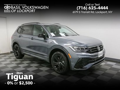 New 2024 Volkswagen Tiguan SE R-Line