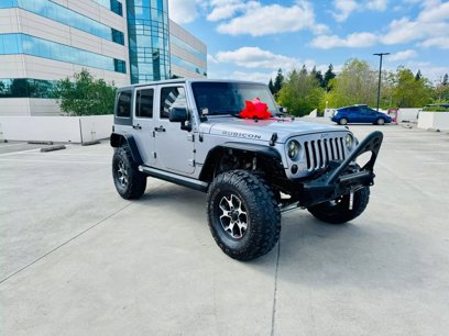 Used 2015 Jeep Wrangler Unlimited Rubicon w/ Connectivity Group