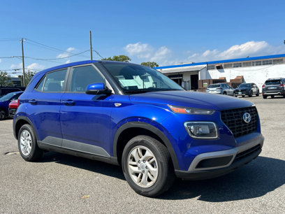 Certified 2025 Hyundai Venue SE
