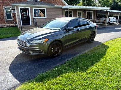 Used 2018 Ford Fusion SE w/ Fusion SE Technology Package