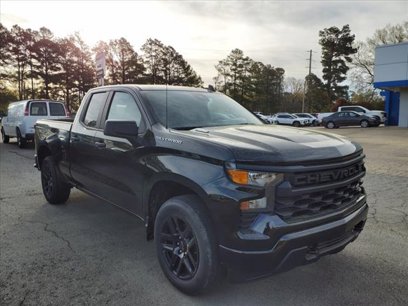 New 2025 Chevrolet Silverado 1500 Custom