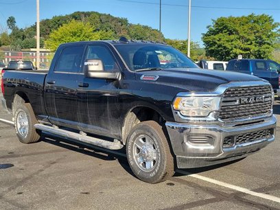 New 2024 RAM 2500 Tradesman w/ Towing Technology Group